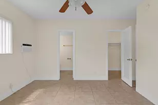 560 NE 46th St, Boca Raton, FL 33431 - Photo 14