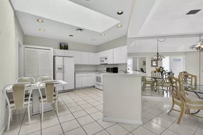 9868 D Summerbrook Terrace, Boynton Beach, FL 33437 - Photo 4