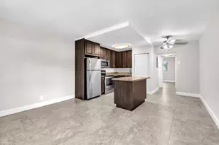 559 NE 44th St, Boca Raton, FL 33431 - Photo 4