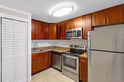 520 NE 44th Street, Boca Raton, FL 33431 - Photo 10