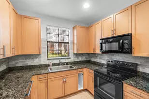 238 E Chrystie Circle, Delray Beach, FL 33484 - Photo 12