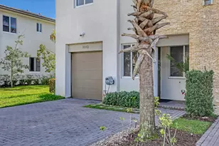 1010 Pioneer Way, Royal Palm Beach, FL 33411 - Photo 2