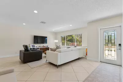 401 NE 10th Ter Terrace, Boca Raton, FL 33432 - Photo 8