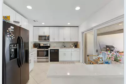 401 NE 10th Ter Terrace, Boca Raton, FL 33432 - Photo 16