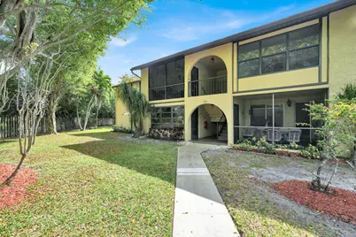 330 Pine Ridge Circle #B-2, Greenacres, FL 33463 - Photo 1