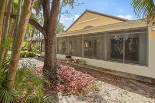 13596 Weyburne Dr, Delray Beach, FL 33446 - Photo 30