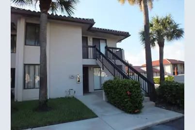 300 E Club Circle #201, Boca Raton, FL 33487 - Photo 2