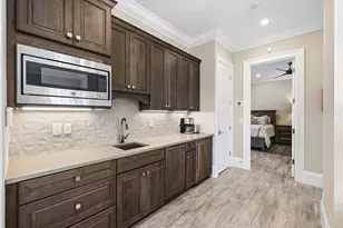 201 NE 3rd Ct, Boca Raton, FL 33432 - Photo 42