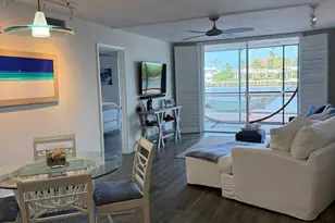 710 NE 7th St, Boynton Beach, FL 33435 - Photo 26