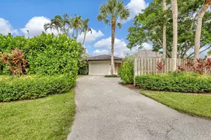 11880 Pebblewood Dr, Wellington, FL 33414 - Photo 38