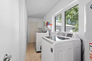 110 Seagate Rd, Palm Beach, FL 33480 - Photo 12