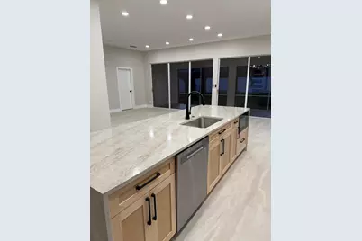 8676 Doverbrook Drive, Palm Beach Gardens, FL 33410 - Photo 4