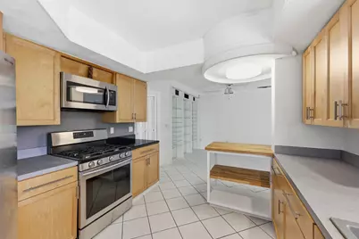 9696 Honeysuckle Avenue, Palm Beach Gardens, FL 33410 - Photo 14