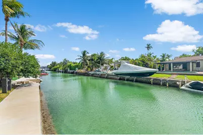 7820 Hawthorne Avenue, Miami Beach, FL 33141 - Photo 52