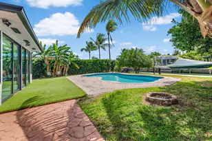7820 Hawthorne Ave, Miami Beach, FL 33141 - Photo 48