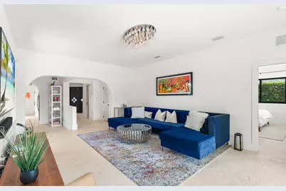 7820 Hawthorne Avenue, Miami Beach, FL 33141 - Photo 4