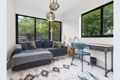 7820 Hawthorne Avenue, Miami Beach, FL 33141 - Photo 28