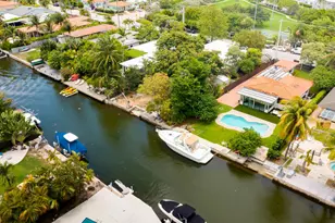 7820 Hawthorne Ave, Miami Beach, FL 33141 - Photo 32