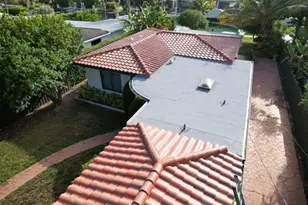 7820 Hawthorne Ave, Miami Beach, FL 33141 - Photo 30