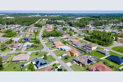 5271 NW Mayfield Lane, Port Saint Lucie, FL 34983 - Photo 8