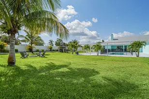 406 9th Ct, Vero Beach, FL 32962 - Photo 28