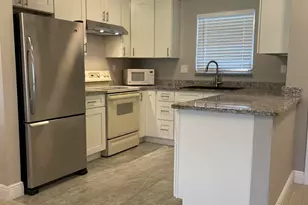 2716 Emory Dr E, West Palm Beach, FL 33415 - Photo 10