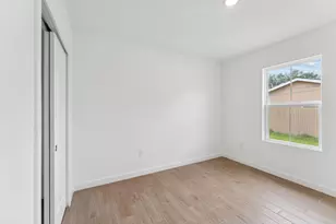 879 SW McCoy Ave, Port Saint Lucie, FL 34953 - Photo 10