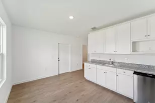 879 SW McCoy Ave, Port Saint Lucie, FL 34953 - Photo 4