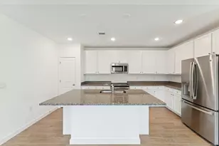 879 SW McCoy Ave, Port Saint Lucie, FL 34953 - Photo 22