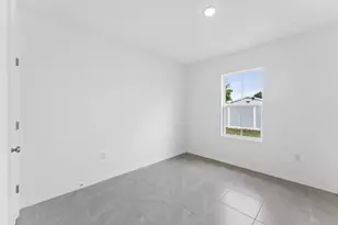 879 SW McCoy Ave, Port Saint Lucie, FL 34953 - Photo 8