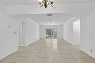 636 NW 13th St, Boca Raton, FL 33486 - Photo 2