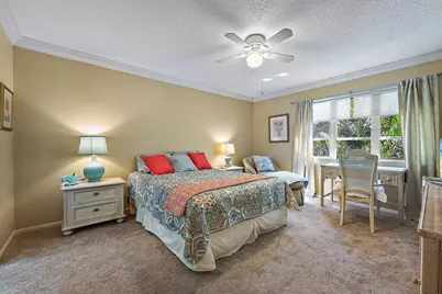 213 Seabreeze Circle, Jupiter, FL 33477 - Photo 12