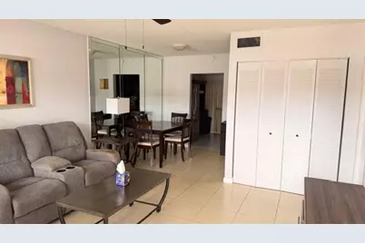 5 Abbey Lane #104, Delray Beach, FL 33446 - Photo 2