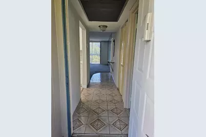 1001 Colony Point Circle #417, Pembroke Pines, FL 33026 - Photo 6