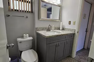 1001 Colony Point Cir, Pembroke Pines, FL 33026 - Photo 24