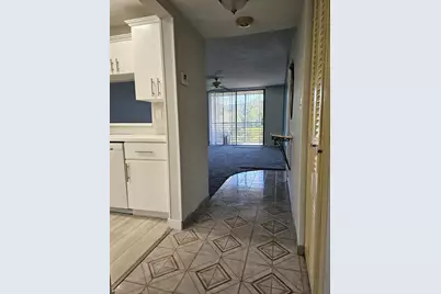 1001 Colony Point Circle #417, Pembroke Pines, FL 33026 - Photo 8