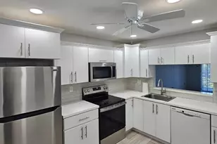 1001 Colony Point Cir, Pembroke Pines, FL 33026 - Photo 10