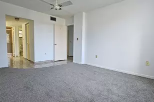 1001 Colony Point Cir, Pembroke Pines, FL 33026 - Photo 16