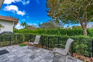 15812 Philodendron Cir, Delray Beach, FL 33484 - Photo 10