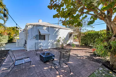 2401 Ridgeway Avenue, West Palm Beach, FL 33401 - Photo 8