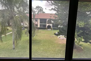 304 Knotty Pine Cir, Greenacres, FL 33463 - Photo 18