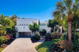 794 Staghorn Ct, Boca Raton, FL 33432 - Photo 2