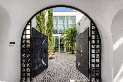 794 Staghorn Court, Boca Raton, FL 33432 - Photo 4