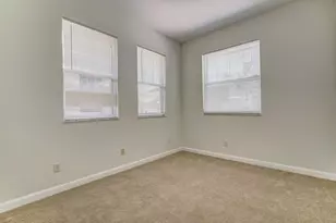 477 Pacific Grove Dr, West Palm Beach, FL 33401 - Photo 24