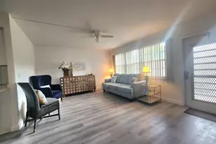 1038 Cambridge B, Deerfield Beach, FL 33442 - Photo 4