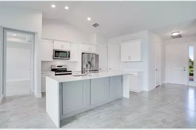 388 SW Vista Lake Drive, Port Saint Lucie, FL 34983 - Photo 6