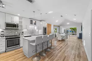 1124 Highland Beach Dr, Highland Beach, FL 33487 - Photo 4