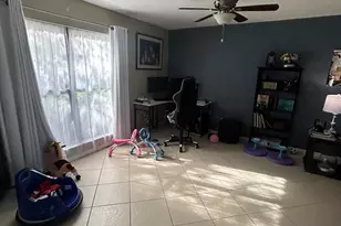 818 Sandtree Dr, Palm Beach Gardens, FL 33403 - Photo 4