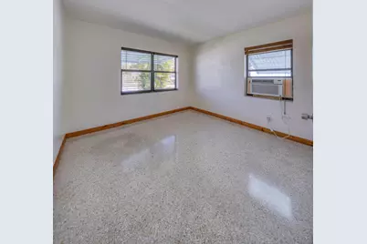 341 Pinewood Street, Lantana, FL 33462 - Photo 8