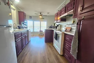 8110 SE Eagle Ave, Hobe Sound, FL 33455 - Photo 6